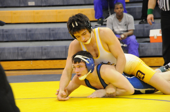 DHS Wrestling SEC's Feb 2011 351.jpg